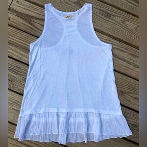 hollister women’s white halter back tank top